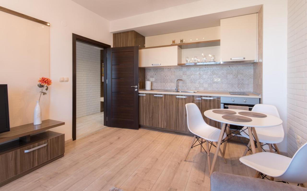 City Apartments Triumph Varna Luaran gambar