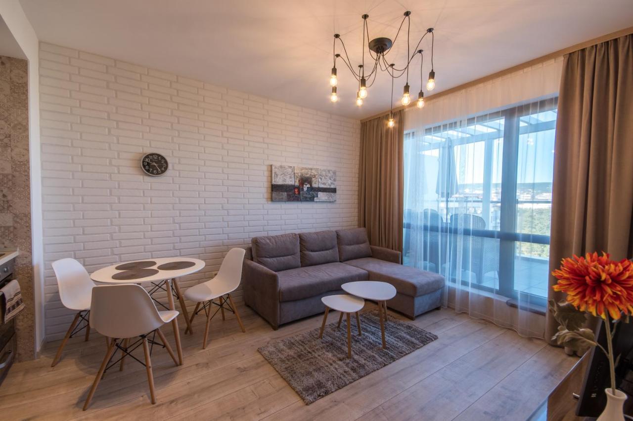 City Apartments Triumph Varna Luaran gambar