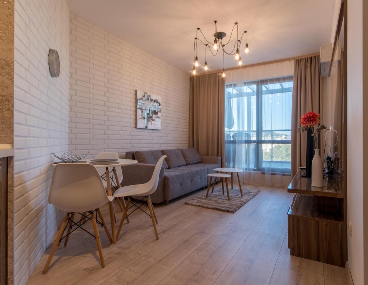 City Apartments Triumph Varna Luaran gambar