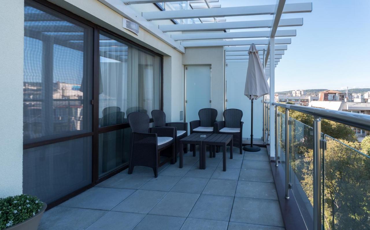 City Apartments Triumph Varna Luaran gambar