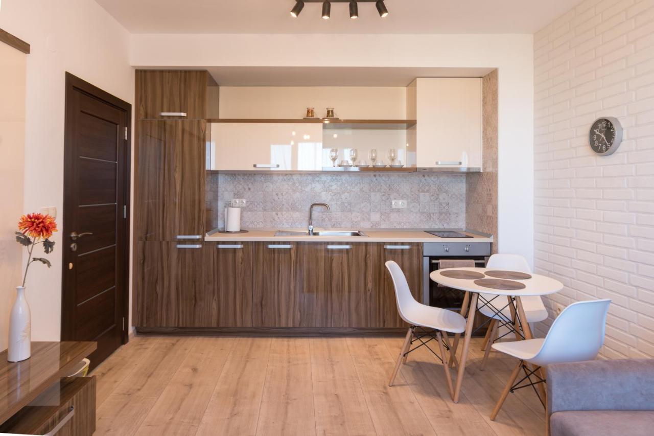City Apartments Triumph Varna Luaran gambar