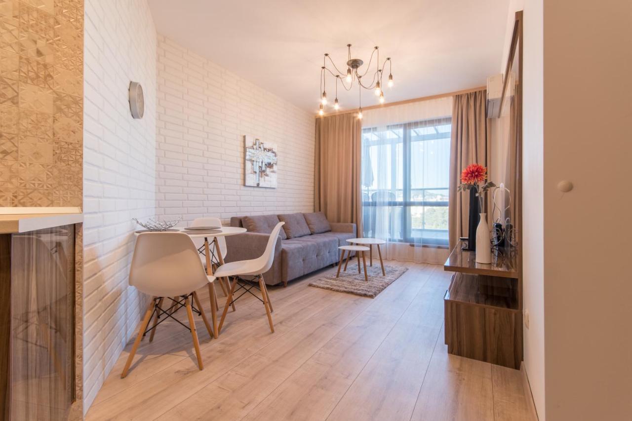 City Apartments Triumph Varna Luaran gambar